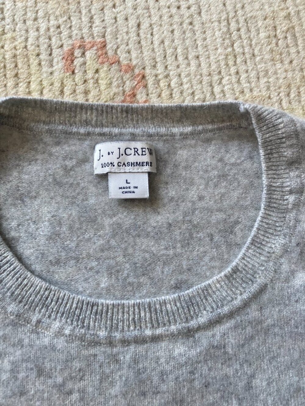 J Crew 100% Cashmere Tee, Light Gray, size large - Picture 3 of 6